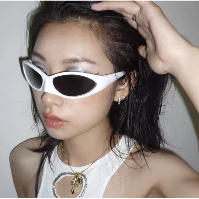 Mens Fashion In The 2000S - Y2K lunettes de soleil années 2000