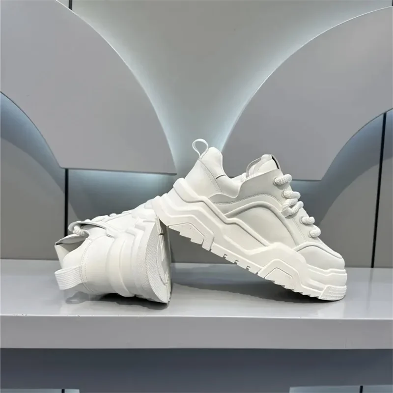 Style de créateur hommes chaus - Mens Fashion Trainers 2025 avis et prix
